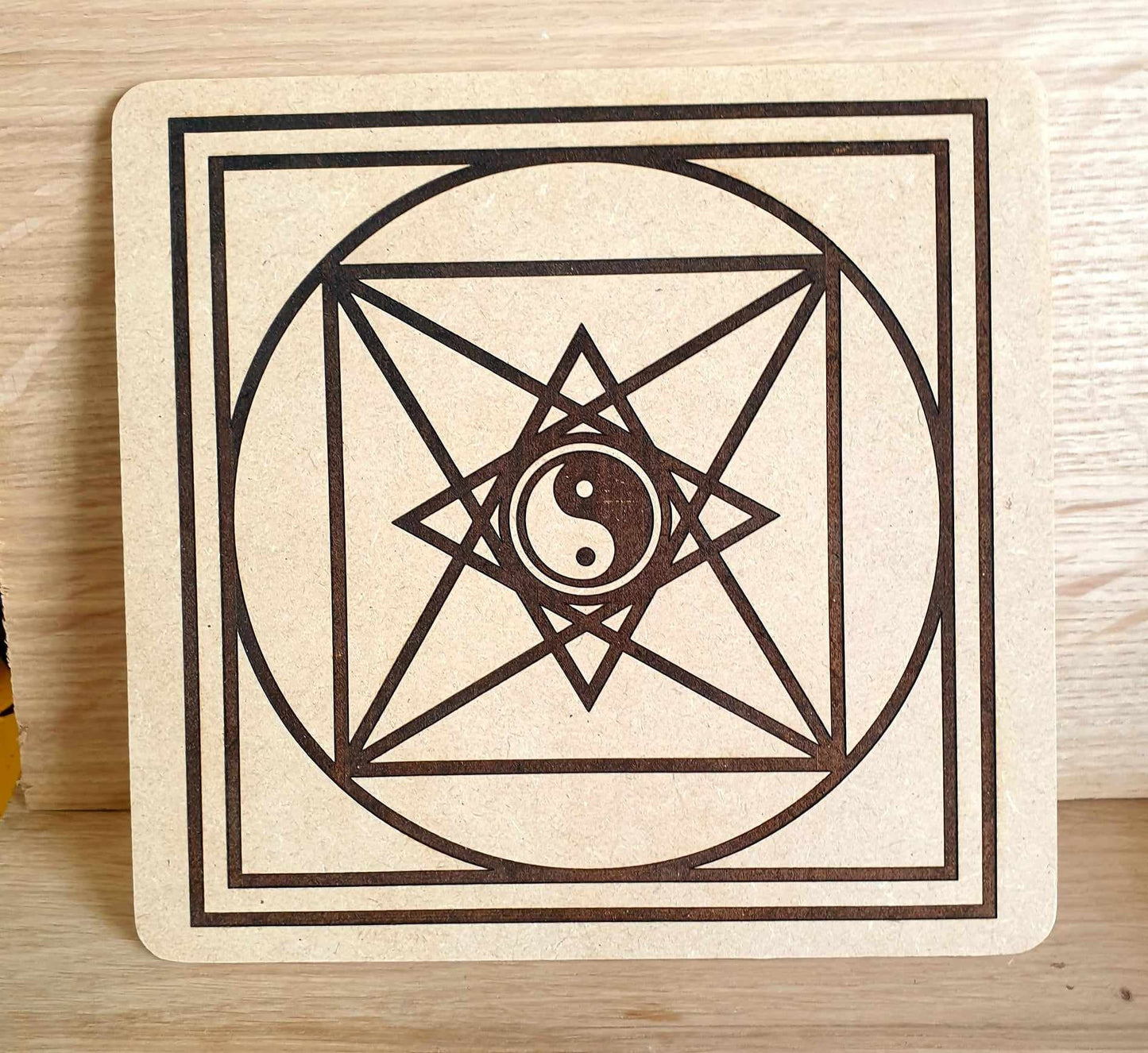 Pirâmide de Taos - Taos Pyramid - Radiesthesia and Radionics